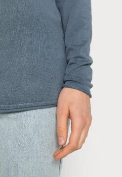 Vero Moda Vmnellie Glory - T-Shirt À Manches Longues - China Blue -Defacto Boutique 03174cb6266245b3b5ef03bb69651b6a