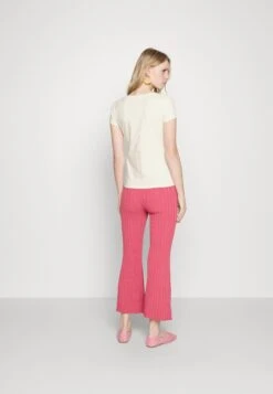 EA7 Emporio Armani T-Shirt Imprimé - Beige/Gold -Defacto Boutique 11c0379f775e431499605da4fc561cdf