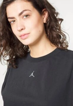 Jordan Essen Tank - T-Shirt Basique - Black -Defacto Boutique 292c91f5be9148dba8bca161100e1af4