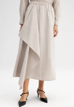 Asymmetric Cupra - Jupe Portefeuille - Beige