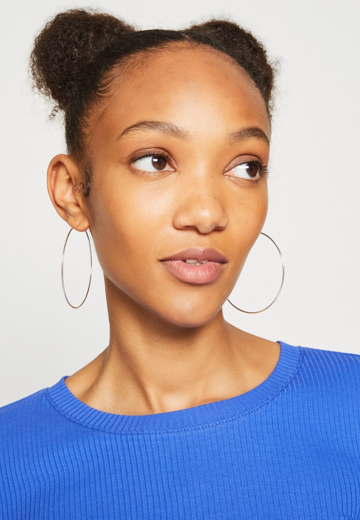 Monki T-Shirt À Manches Longues - Blue 4 Monki T-Shirt À Manches Longues - Blue – Image 4