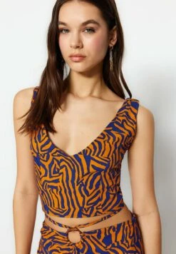 Trendyol Blouse - Orange -Defacto Boutique 5a905b00efee4209a9c3e46beb4b2247