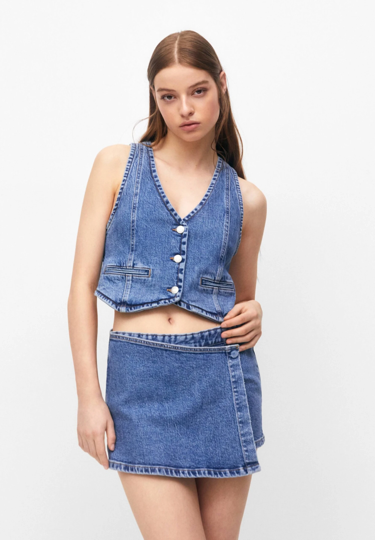 PULL & BEAR Crossover - Jupe Portefeuille - Blue Denim 1 PULL & BEAR Crossover - Jupe Portefeuille - Blue Denim