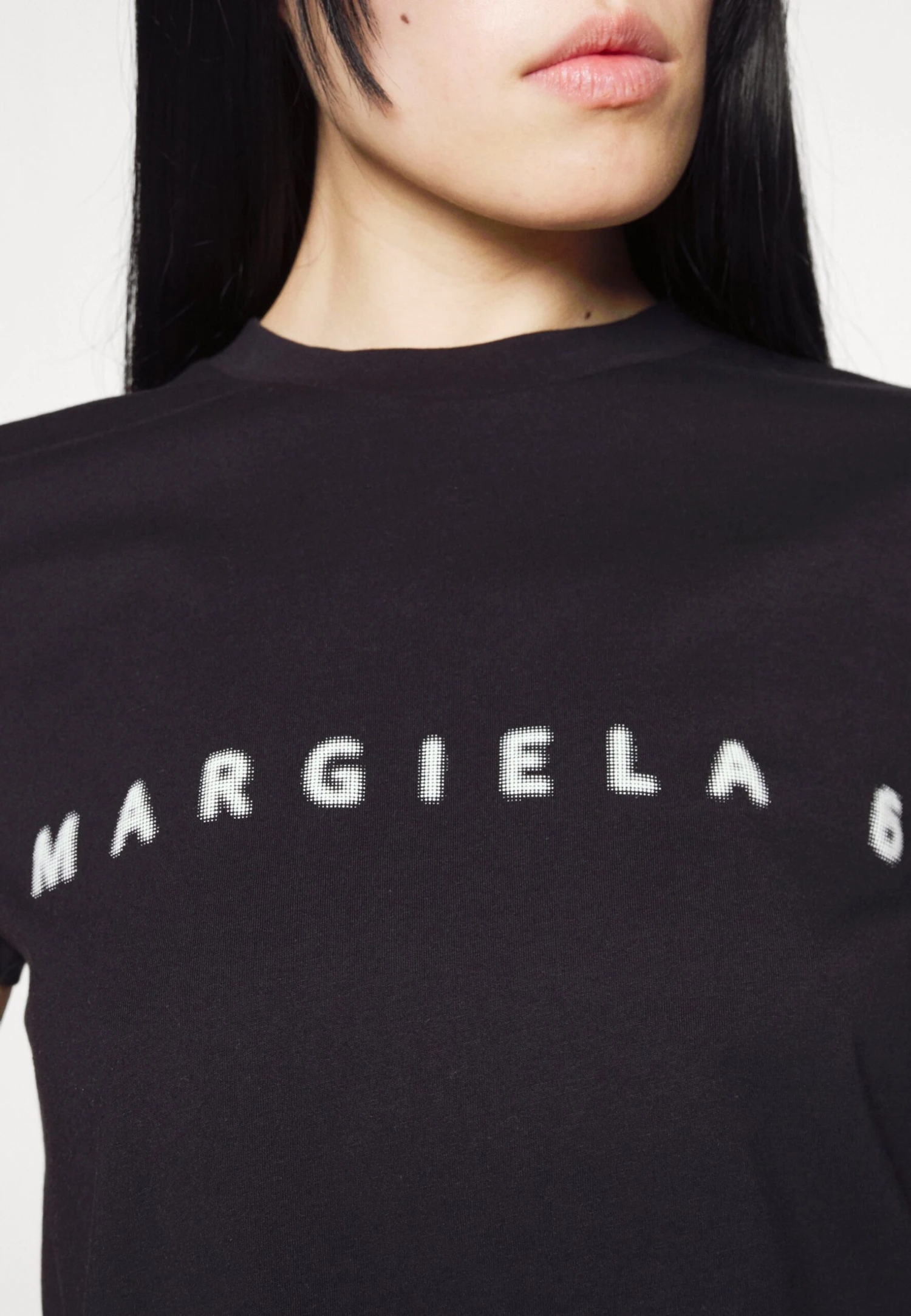 MM6 Maison Margiela T-Shirt Imprimé - Black 8 MM6 Maison Margiela T-Shirt Imprimé - Black – Image 8