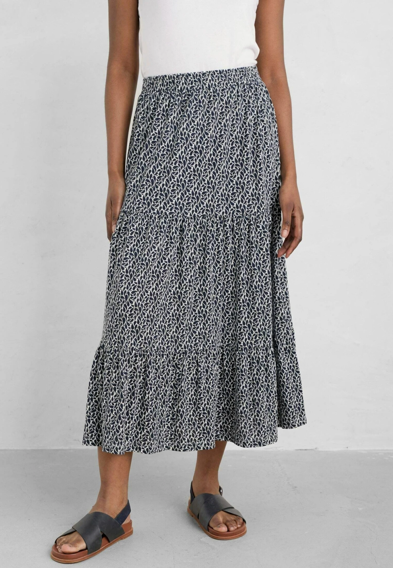 Line Strokes - Jupe Plissée - Sea Drop Maritime 2 Line Strokes - Jupe Plissée - Sea Drop Maritime – Image 2