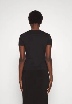 MOSCHINO Inflatable Heart - T-Shirt Imprimé - Schwarz -Defacto Boutique 9d4c3f5eaefe47349629778f523e509e