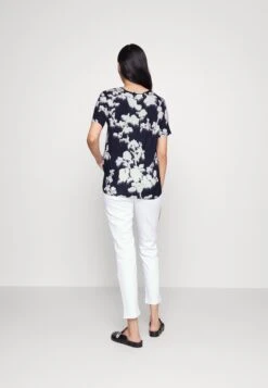 Max Mara Leisure Fagus - T-Shirt Imprimé - Blu Marino -Defacto Boutique ca5bbf25bc664ac09ae4c31499762209