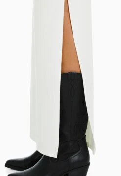 BERSHKA Jupe Longue - Beige -Defacto Boutique da4d23451d43414ea1bbb0a5bb03f36b