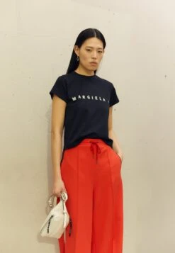 MM6 Maison Margiela T-Shirt Imprimé - Black