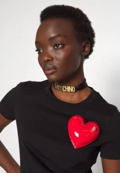 MOSCHINO Inflatable Heart - T-Shirt Imprimé - Schwarz -Defacto Boutique e6e5bc0fdd1c4b36a3be1ffe11cf080f