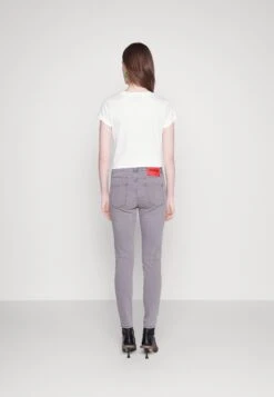 Hugo Slim - T-Shirt Imprimé - White -Defacto Boutique f01656f2cf8a42b59c0e81c69b557c15