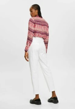 ESPRIT Chino - White 11 ESPRIT Chino - White -Defacto Boutique ff545ce83a4643b28b05dc6a222f26a7